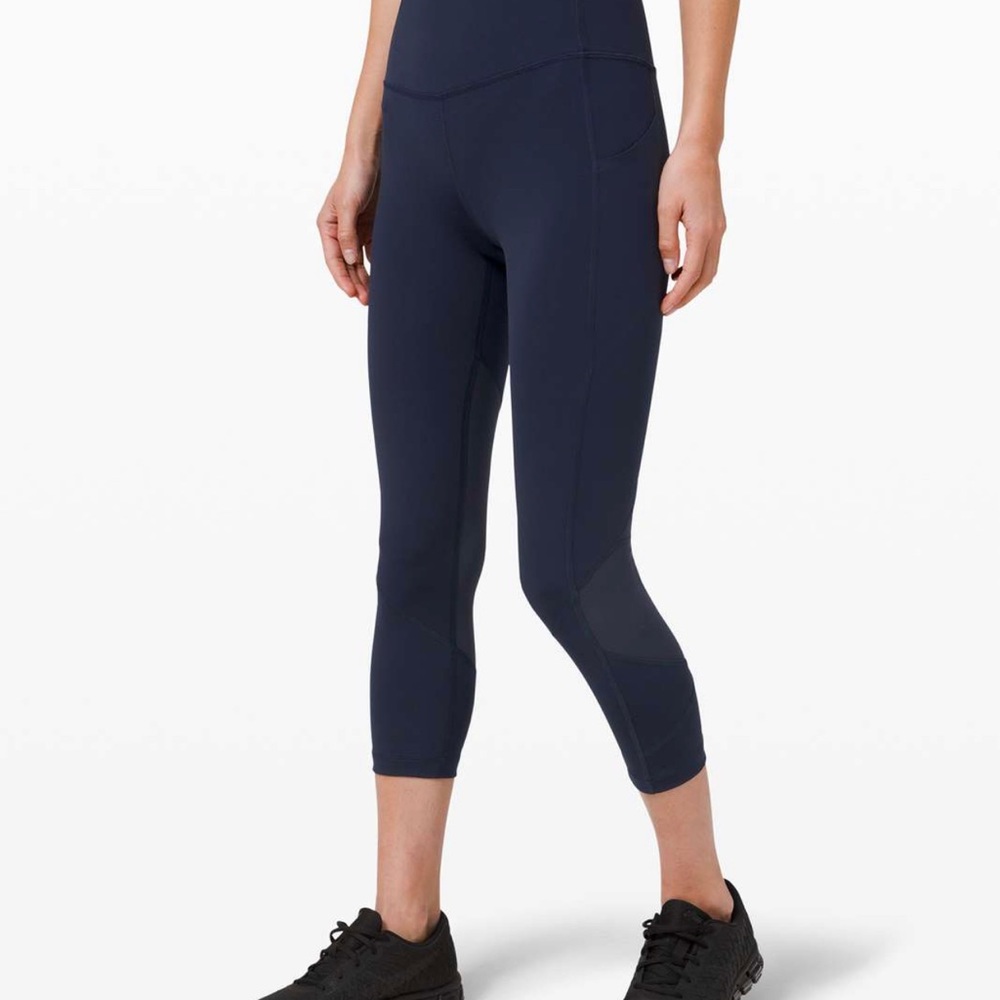 Lululemon Pace Rival Crop *22" True Navy size 4